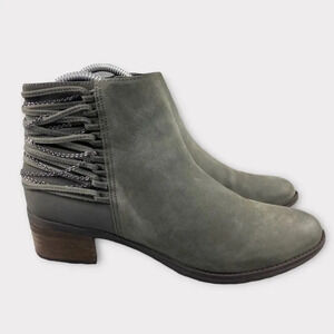 STEVE Madden Chily Ankle Booties Womens Size 6.5 M Boots Green Zip Closure Chain